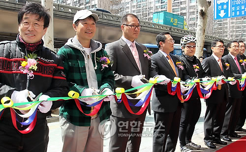 PYH2010041506230001300_P2.jpg
