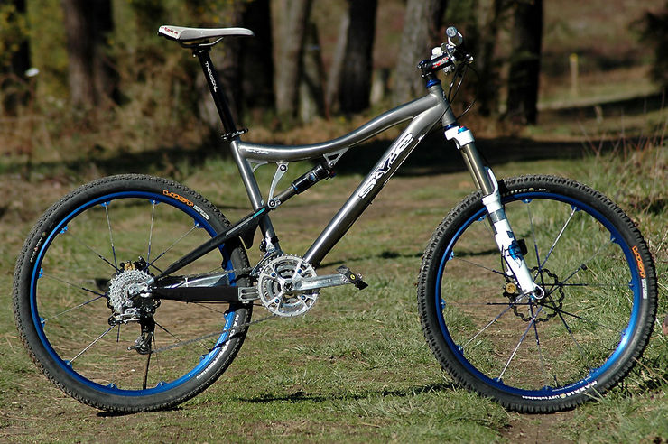yeti575-asr-titanium-mtb.jpg