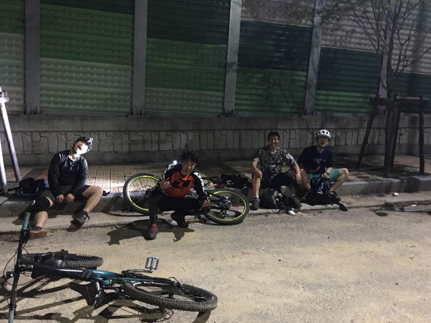 z012.JPG : * 2016.6.8 수요정모 사진입니다 ^^