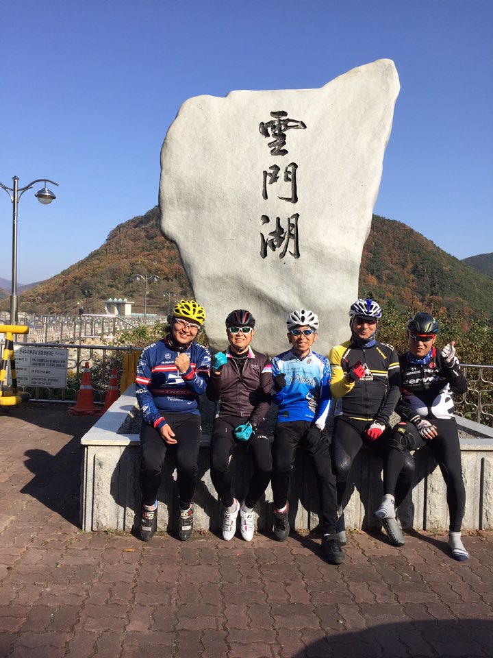 P20161112_215008000_89E54220-F3AC-4FD9-AE36-8655704952F0.JPG : [후기]자갈치 올드 보이들의 뚜르 드 운문댐.