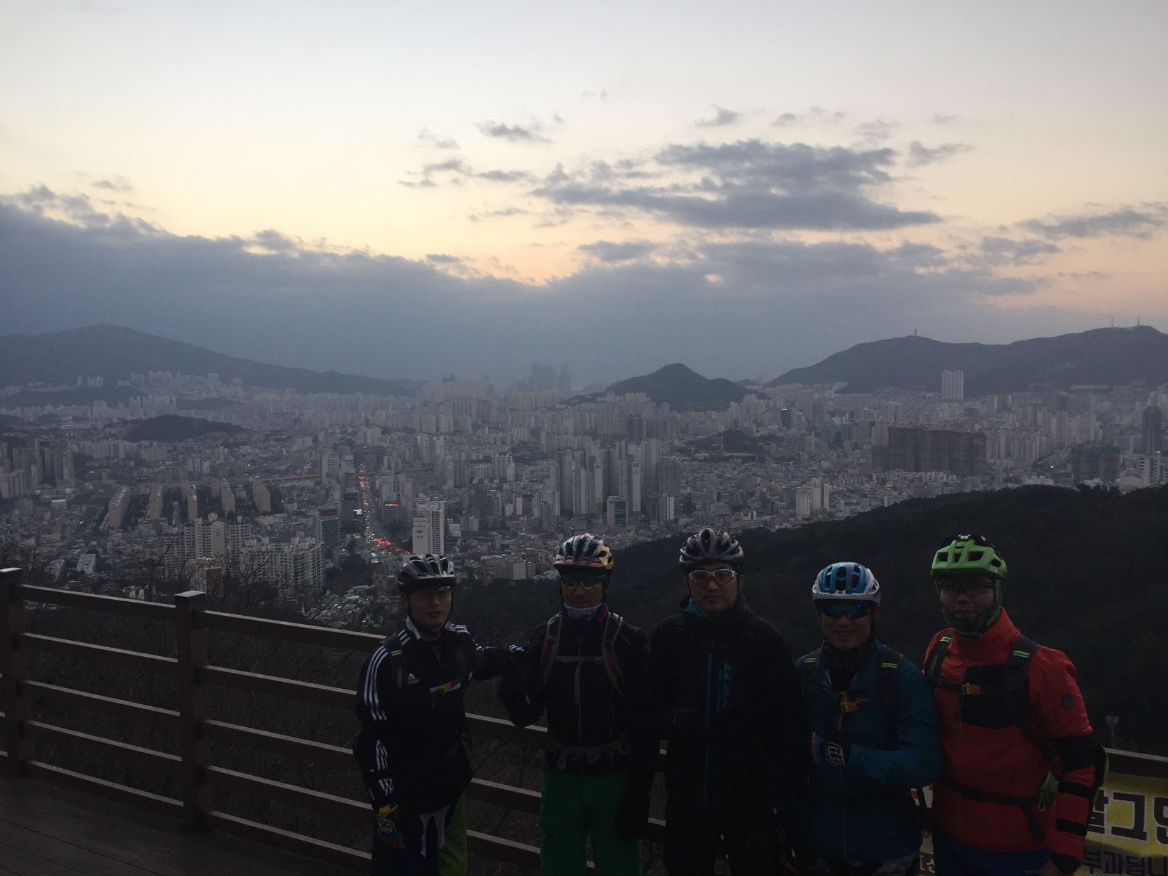 IMG_1171.JPG : [후기] 12월 12일 레드모닝