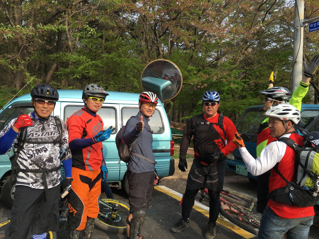 s021.JPG : 20160410 자갈치 일요정모 후기