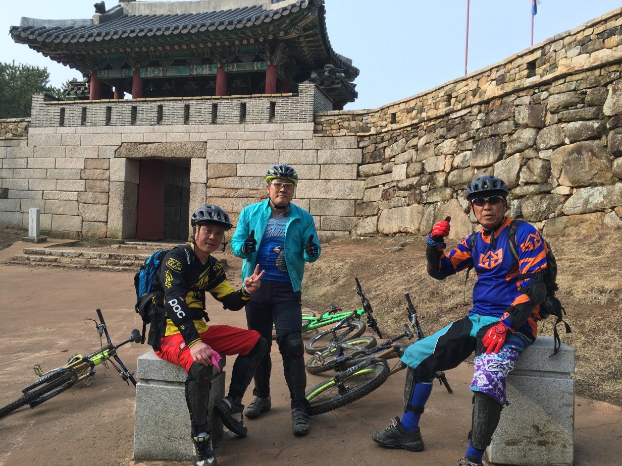 R009.JPG : [번개사진] 2016.3.6일 번개 사진입니다 ^^