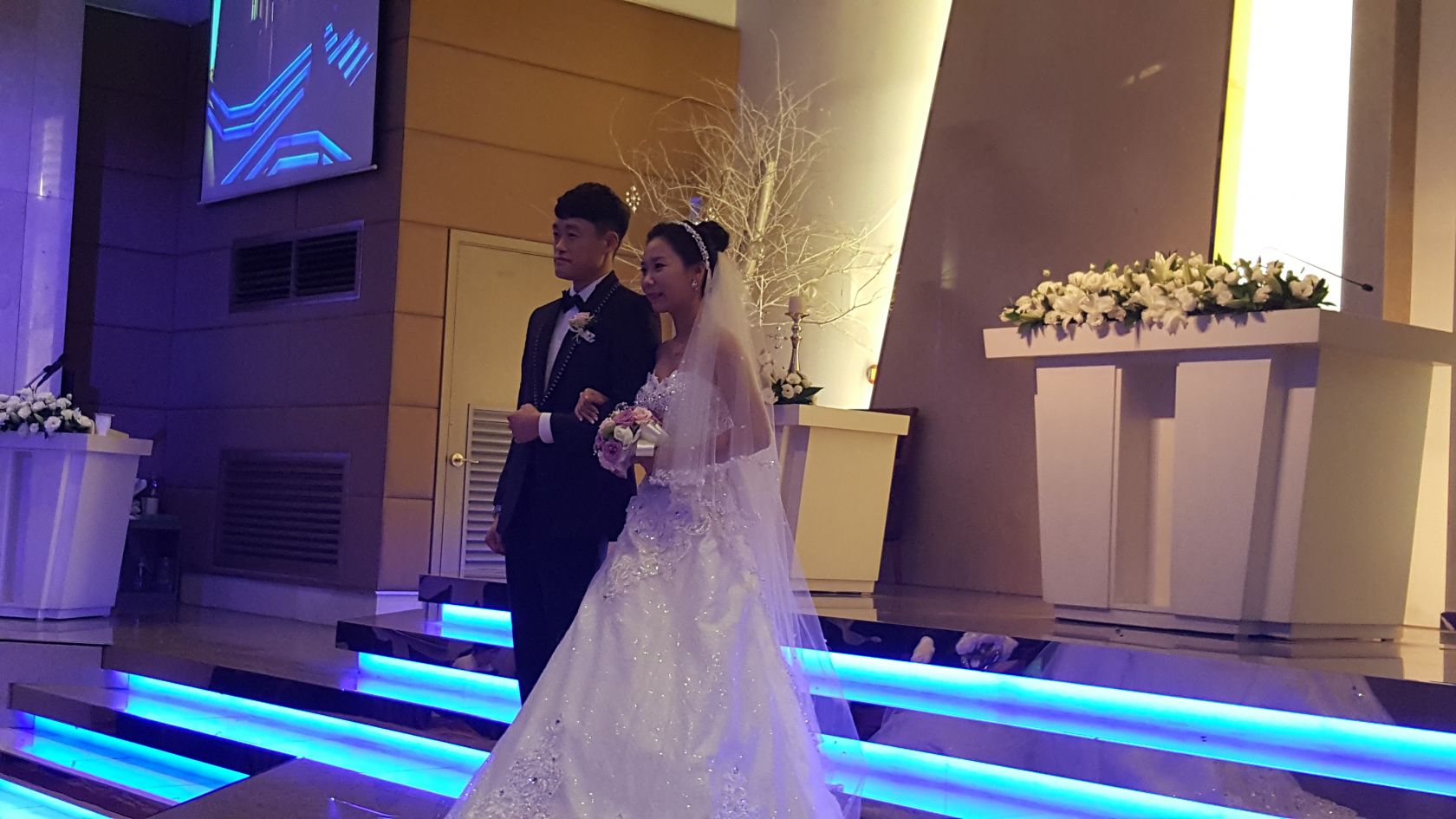 1466904285998.jpg : 마이콜이 드디어 장가를 갔어요 ~~~