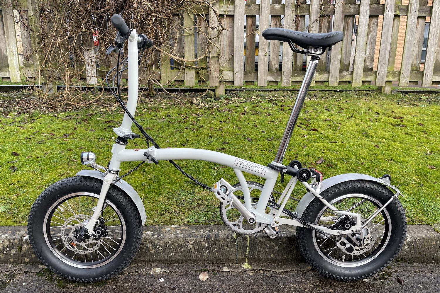 Brompton-With-Fat-3-Inch-gearBox.jpeg