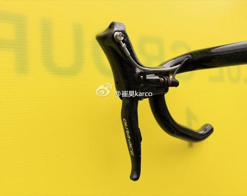 2013-shimano-dura-ace-hydraulic-brake-level-spy-shot.jpg