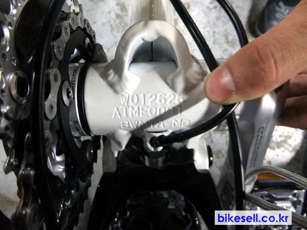 사본_-DSCF0268(0)(0)(0).jpg : bmw 산악자전거 마운틴바이크 엔드류 풀샥 잔차 팝니다. 사본_-DSCF0268(0)(0)(0).jpg : bmw 산악자전거 마운틴바이크 엔드류 풀샥 잔차 팝니다.