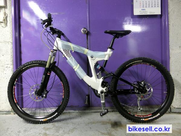 사본_-DSCF0233(0)(0)(0).jpg : bmw 마운틴바이크 엔듀로 산악자전거 판매합니다. 사본_-DSCF0233(0)(0)(0).jpg : bmw 마운틴바이크 엔듀로 산악자전거 판매합니다.