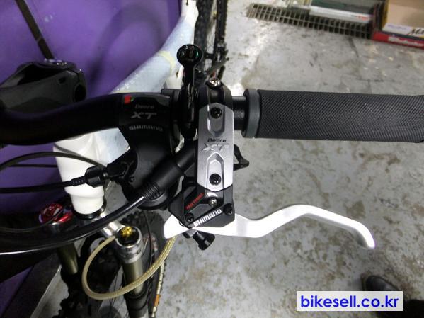 사본_-DSCF0255(0)(0)(0).jpg : bmw 마운틴바이크 엔듀로 산악자전거 판매합니다. 사본_-DSCF0255(0)(0)(0).jpg : bmw 마운틴바이크 엔듀로 산악자전거 판매합니다.