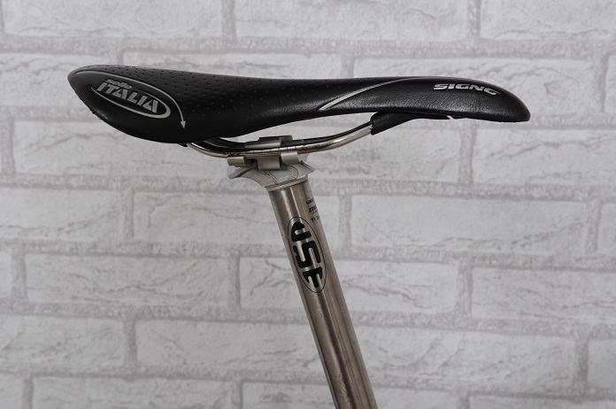 ain_7452_romoser[1].jpg